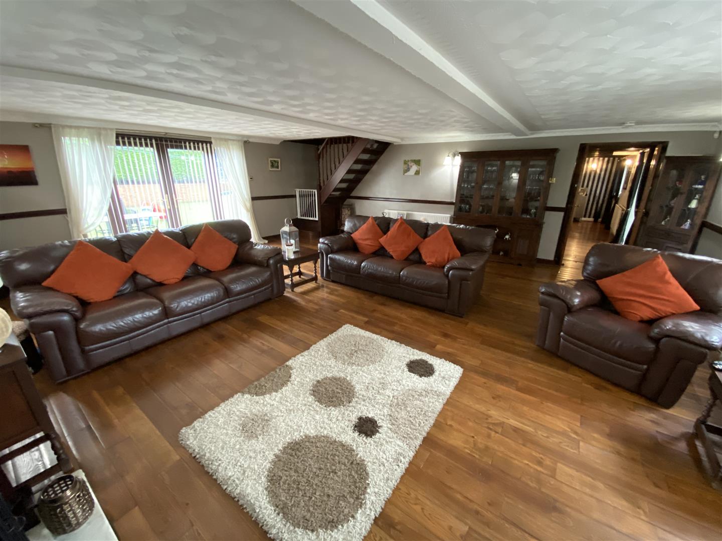 ANOTHER ROOM ASPECT